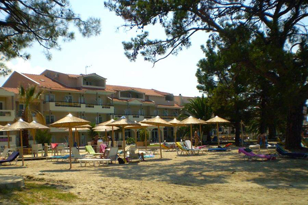 Rachoni Bay -  Resort 