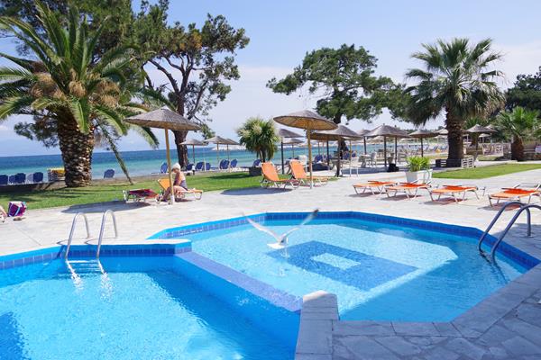 Rachoni Bay -  Resort 